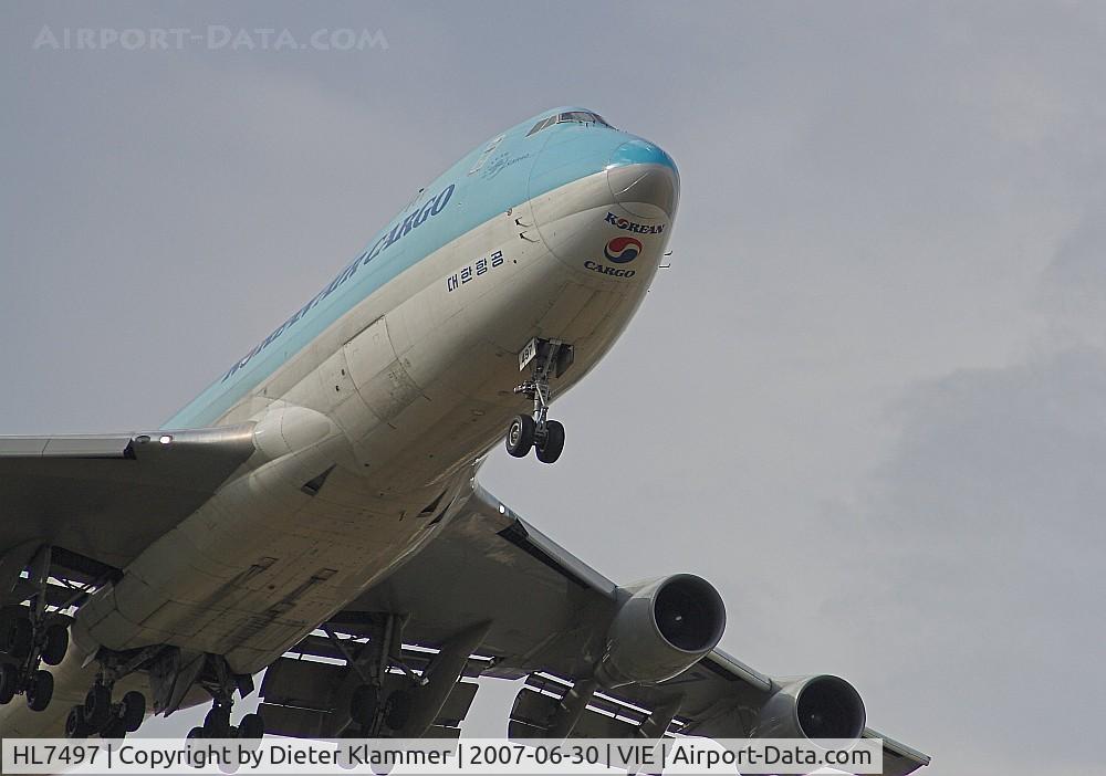 HL7497, 1996 Boeing 747-4B5F C/N 26401, Koean Air Cargo nose art