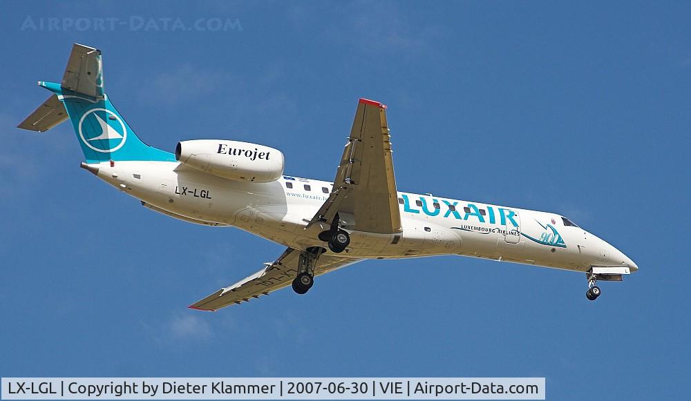 LX-LGL, 2005 Embraer ERJ-135LR (EMB-135LR) C/N 14500893, LUXAIR Embraer 135LR on finale RWY34