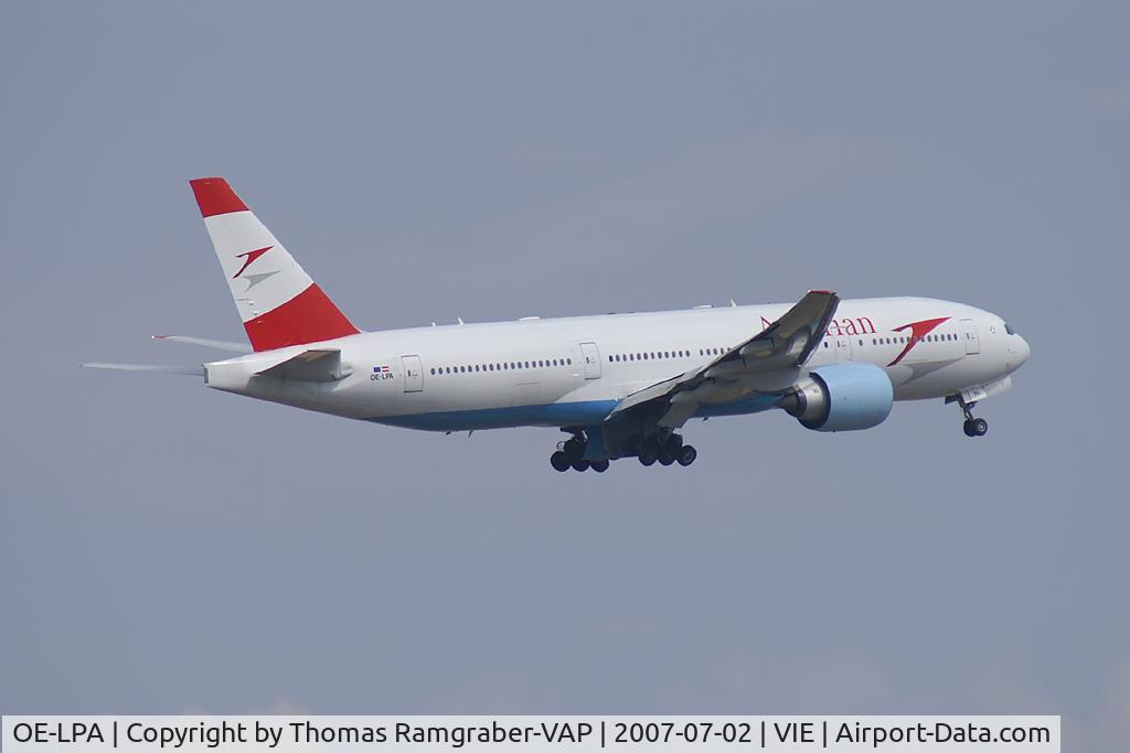 OE-LPA, 1997 Boeing 777-2Z9/ER C/N 28698, Austrian Airlines Boeing 777-200