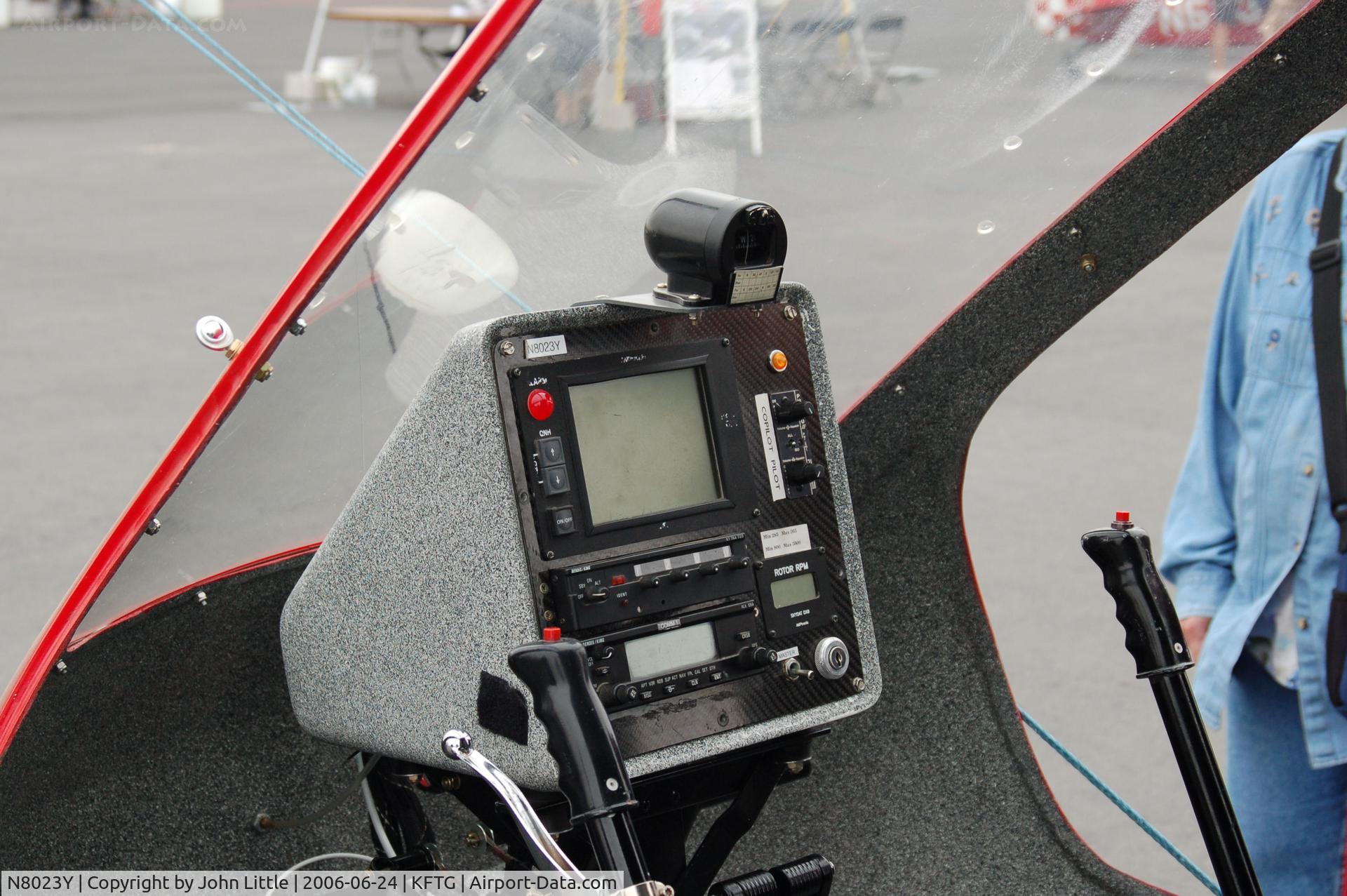 N8023Y, 2004 American Autogyros Sparrowhawk C/N SH2003003K, AutoGyro Interior Features EAA-2006 - Front Range