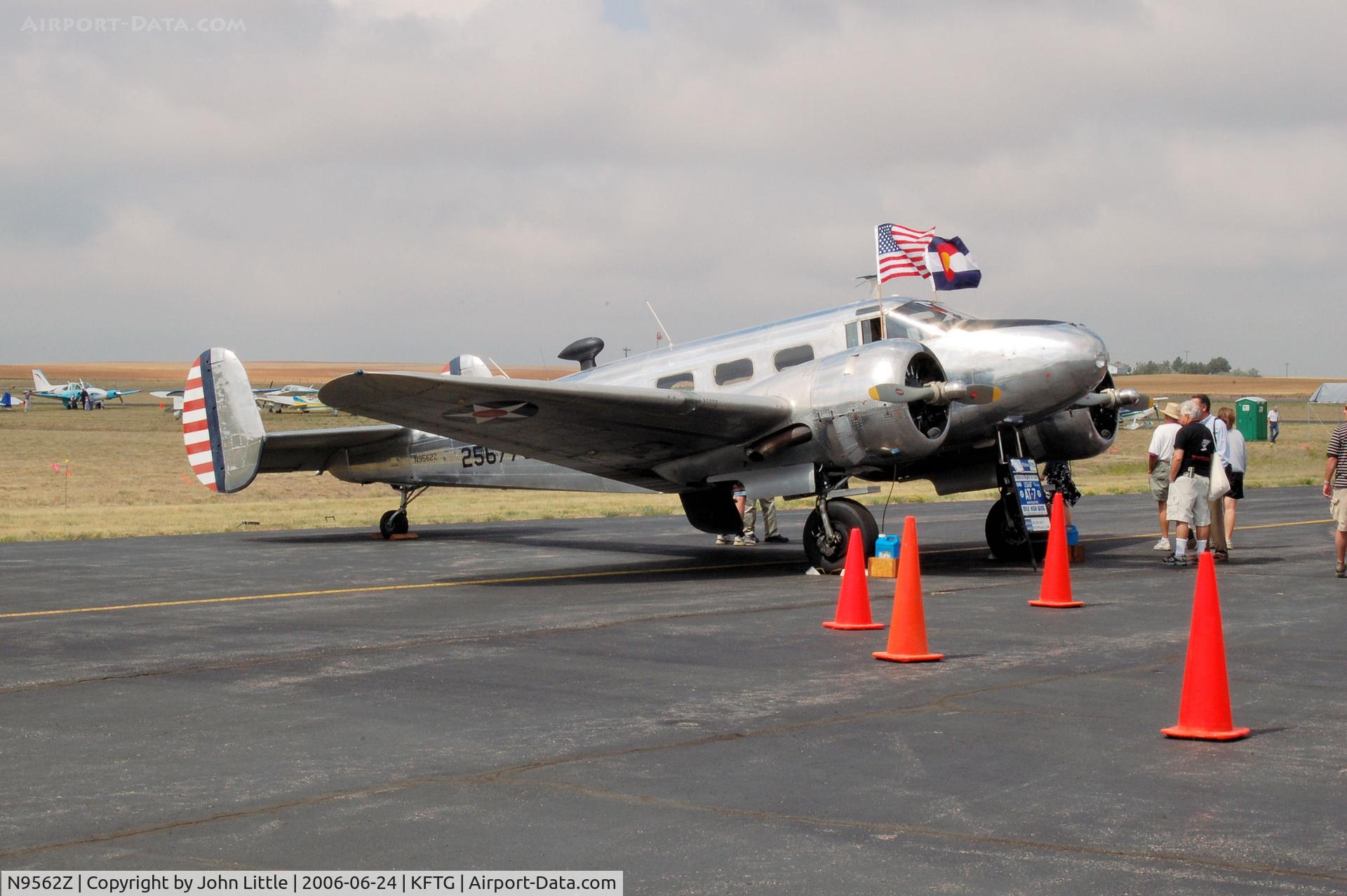 N9562Z, 1951 Beech C-45H Expeditor C/N AF-12, EAA Fly-In 2006