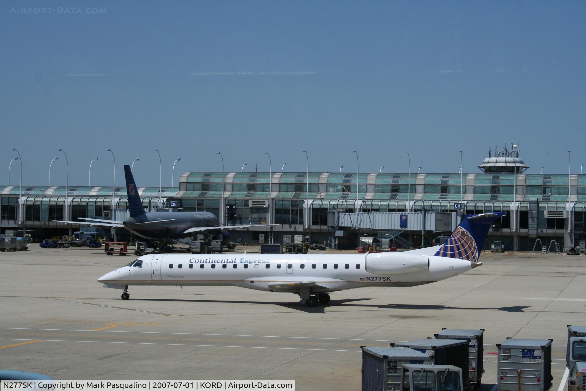 N277SK, 2000 Embraer ERJ-145LR (EMB-145LR) C/N 145355, EMB-145LR