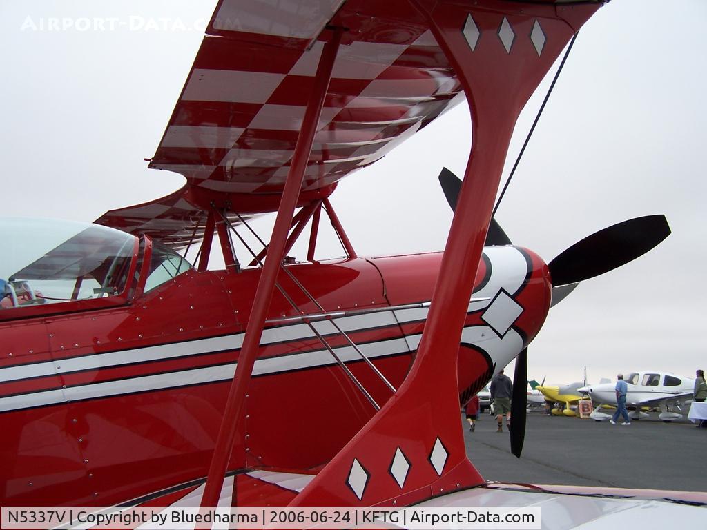 N5337V, Christen Pitts S-2B Special C/N 5074, Wing Detail