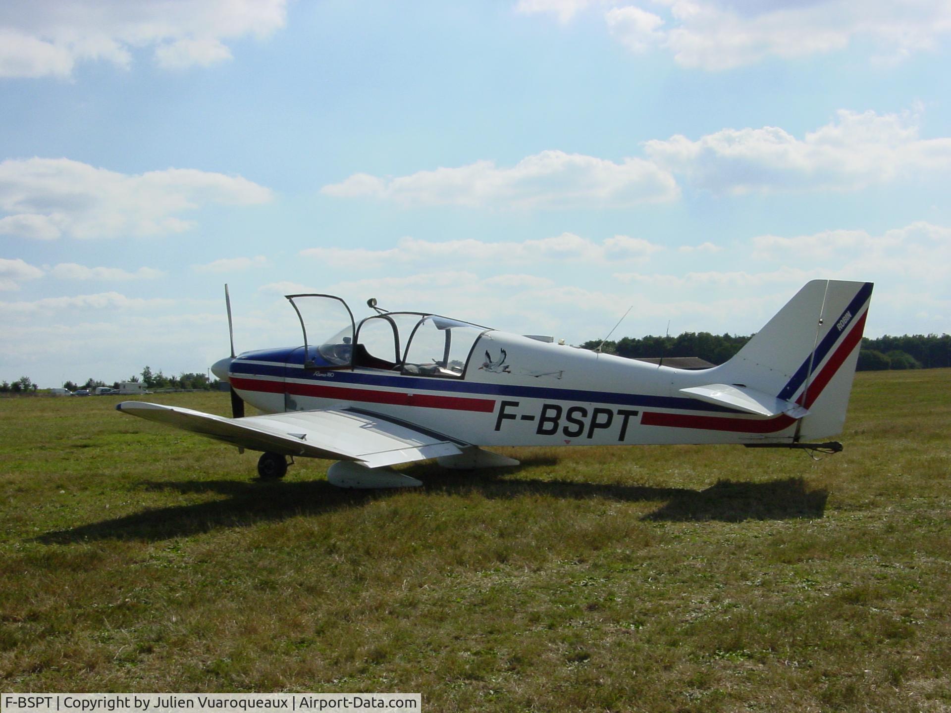 F-BSPT, Robin DR-300-180R C/N 627, DR 300-180 F-BSPT plane tug boat