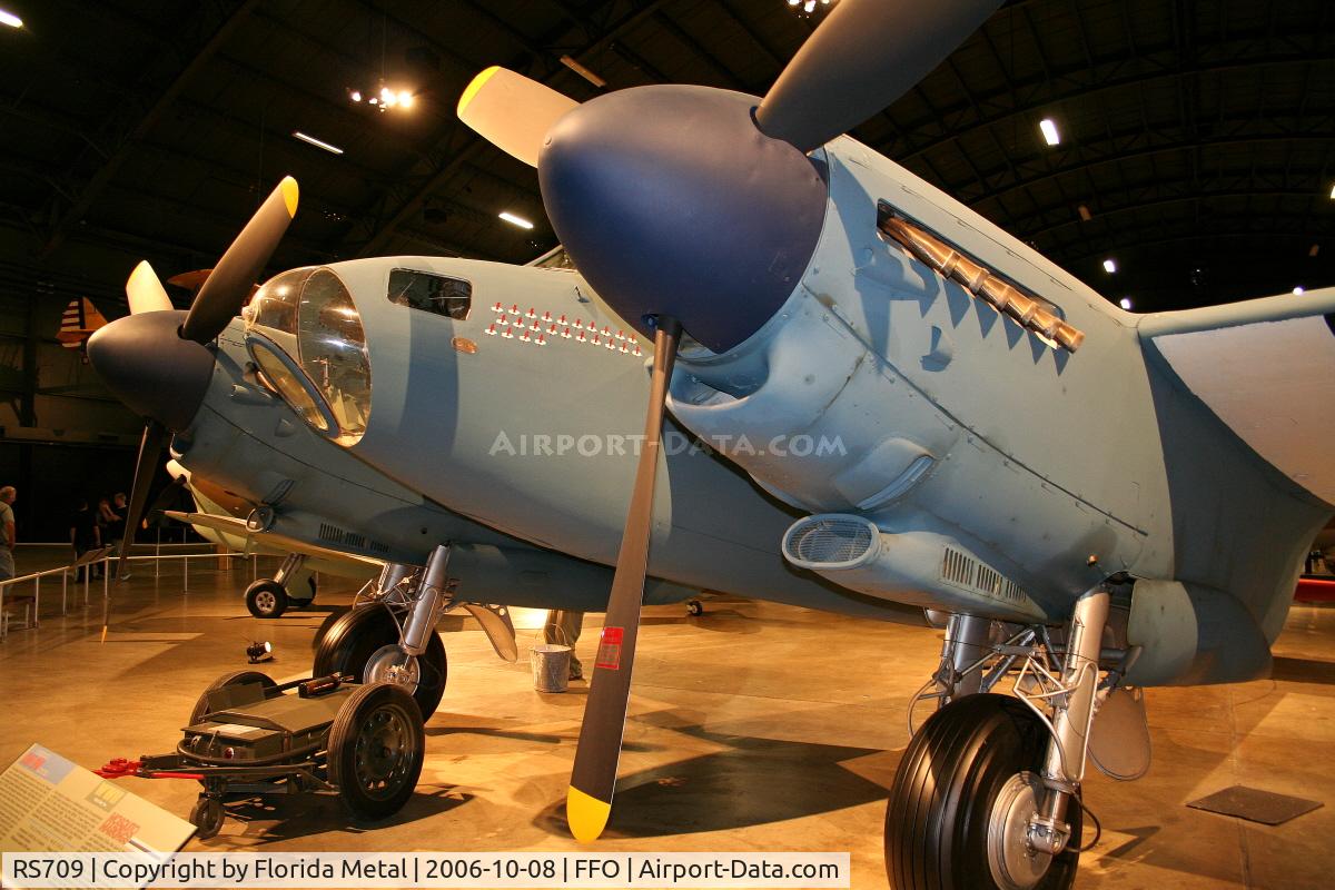 RS709, 1946 De Havilland DH-98 Mosquito B Mk.35 C/N Not found, Mosquito