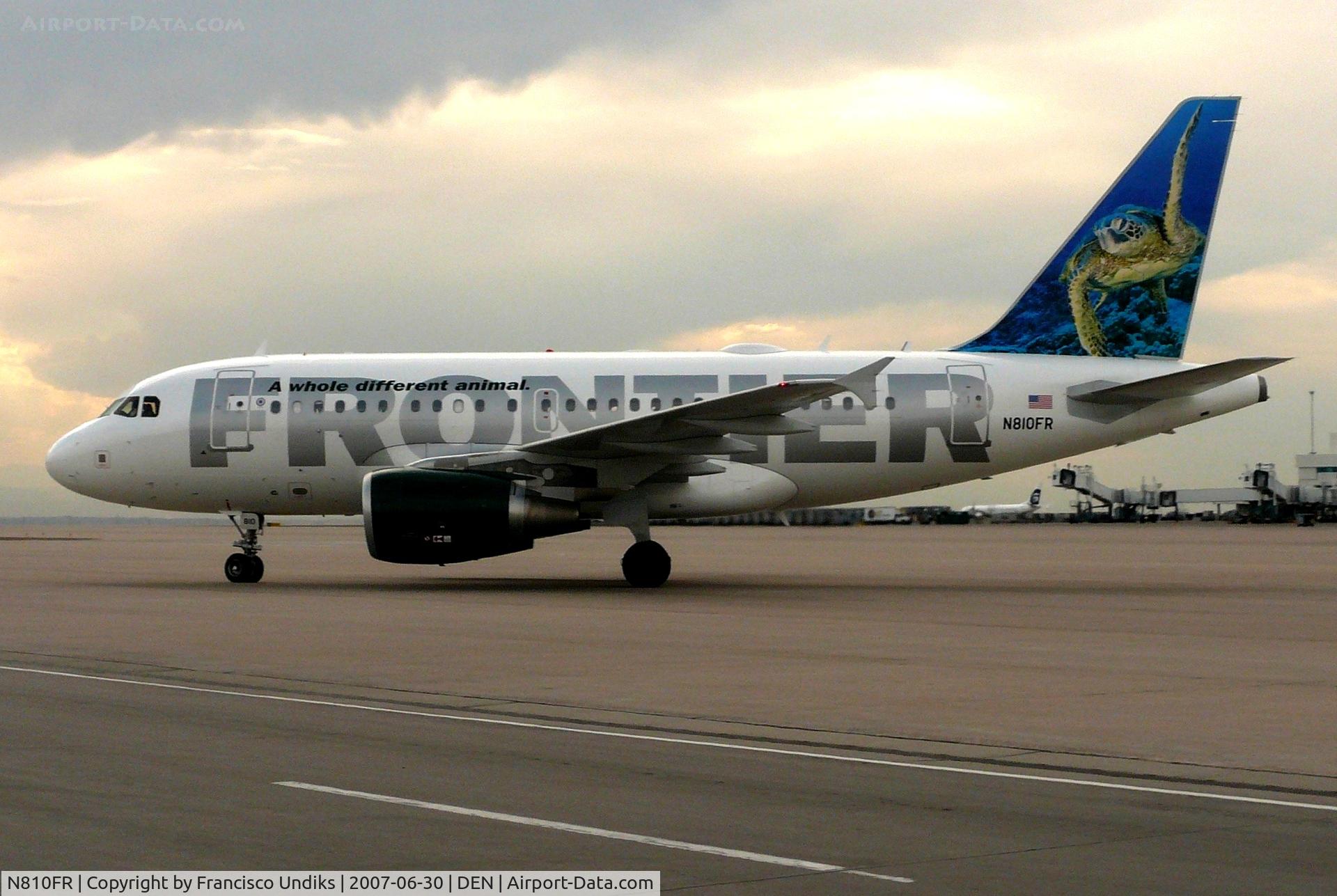 N810FR, 2007 Airbus A318-111 C/N 3110, Turning to taxi on Alpha November.