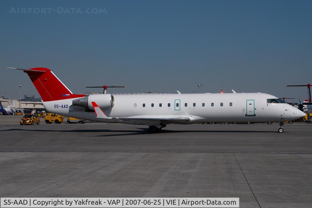 S5-AAD, 1997 Canadair CRJ-200LR (CL-600-2B19) C/N 7166, ADria Airways Regionaljet