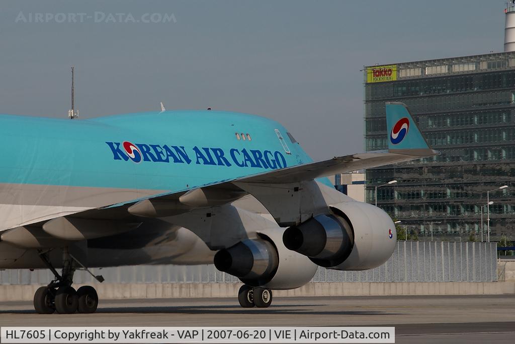 HL7605, 2006 Boeing 747-4B5ERF C/N 35526, Korean Air Boeing 747-400