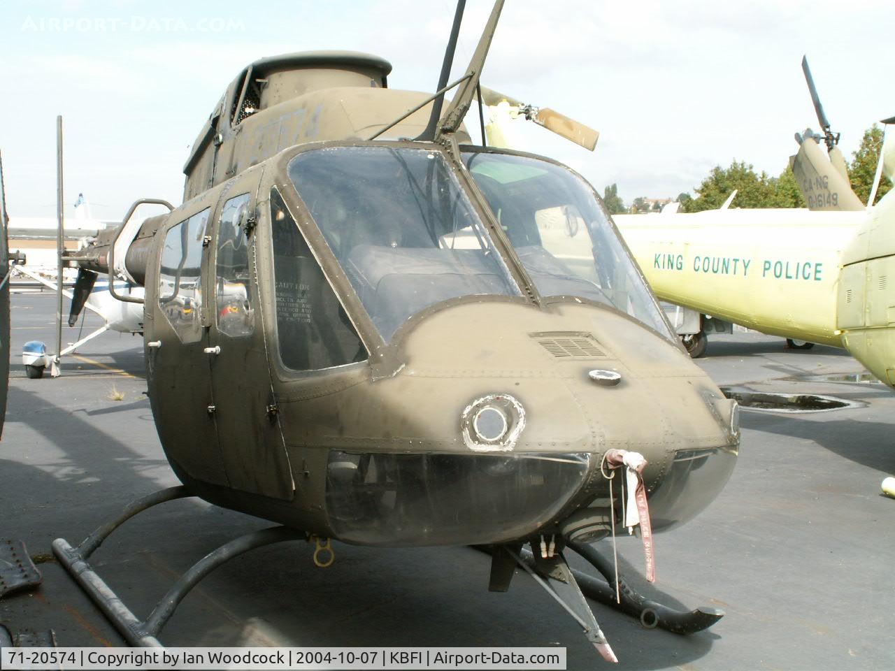 71-20574, Bell OH-58A Kiowa C/N 41435, Bell OH-58C/Boeing Field,Seattle.