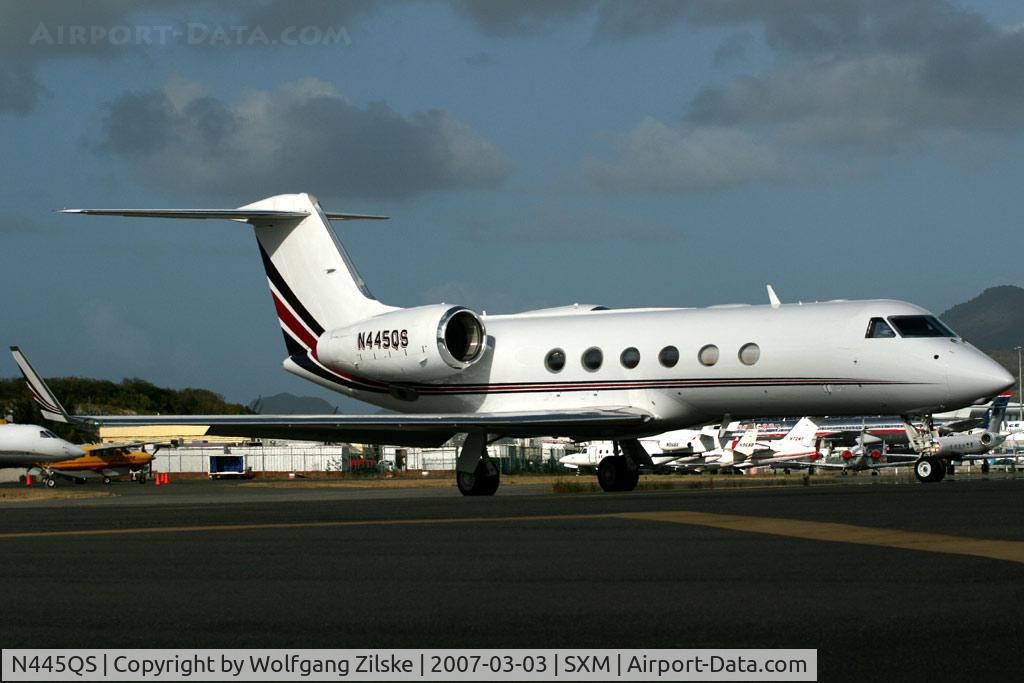 N445QS, 2006 Gulfstream Aerospace GIV-X (G450) C/N 4037, visitor