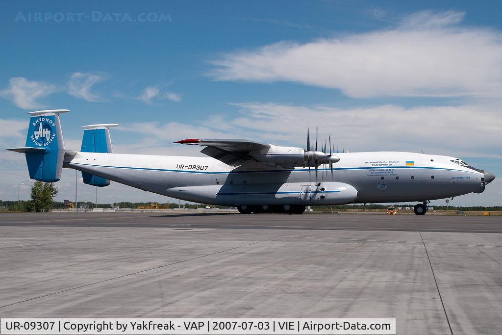 UR-09307, 1974 Antonov An-22A C/N 043481244, Antonov Design Bureau Antonov 22