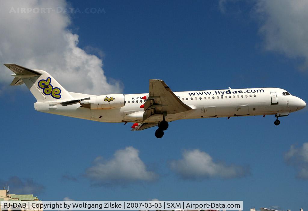 PJ-DAB, 1991 Fokker 100 (F-28-0100) C/N 11331, visitor