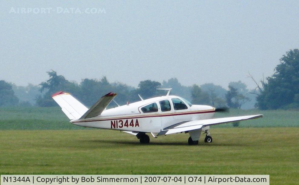 N1344A, 1969 Beech V35A Bonanza C/N D-9031, Departing Elliott Landing (Mt. Victory, OH)
