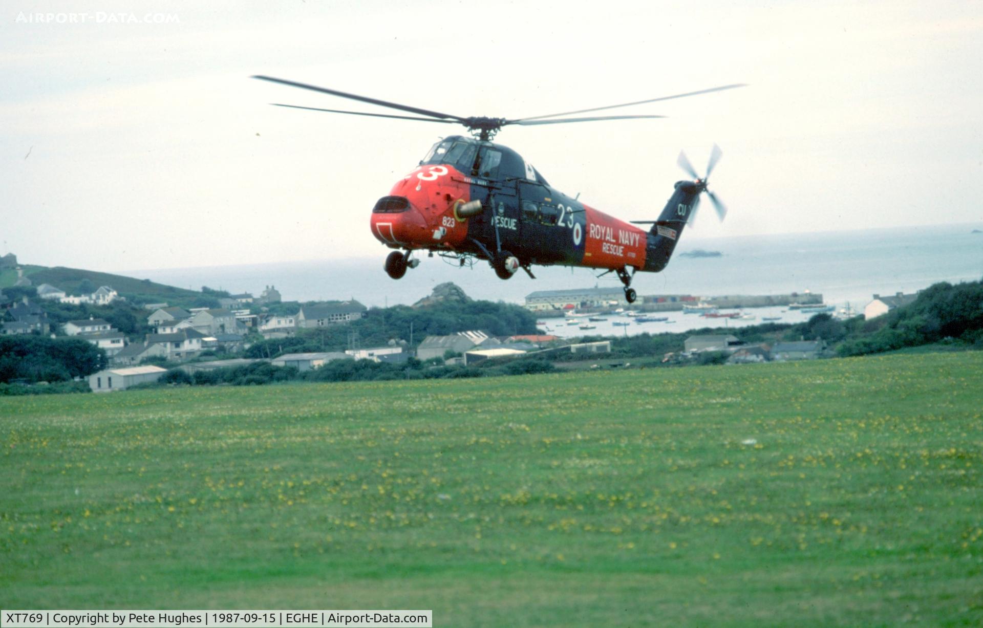 XT769, 1967 Westland Wessex HU.5 C/N WA551, XT769, CU823 Wessex 5 of 771 Sqn Royal Navy arriving at the Air Show, St Mary's Isles of Scilly September 1987