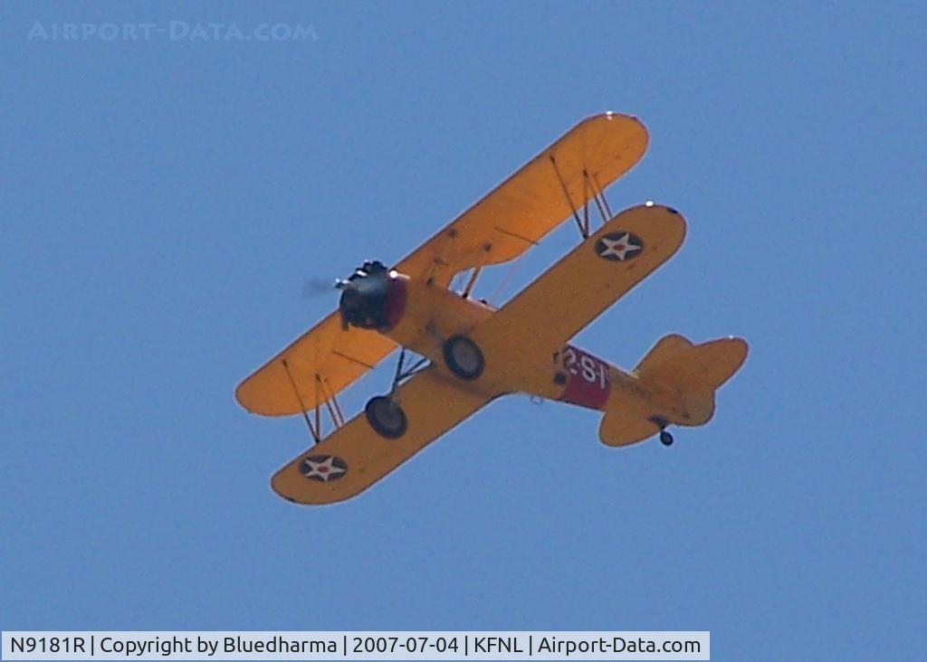 N9181R, 1942 Naval Aircraft Factory N3N-3 C/N 4363, In flight