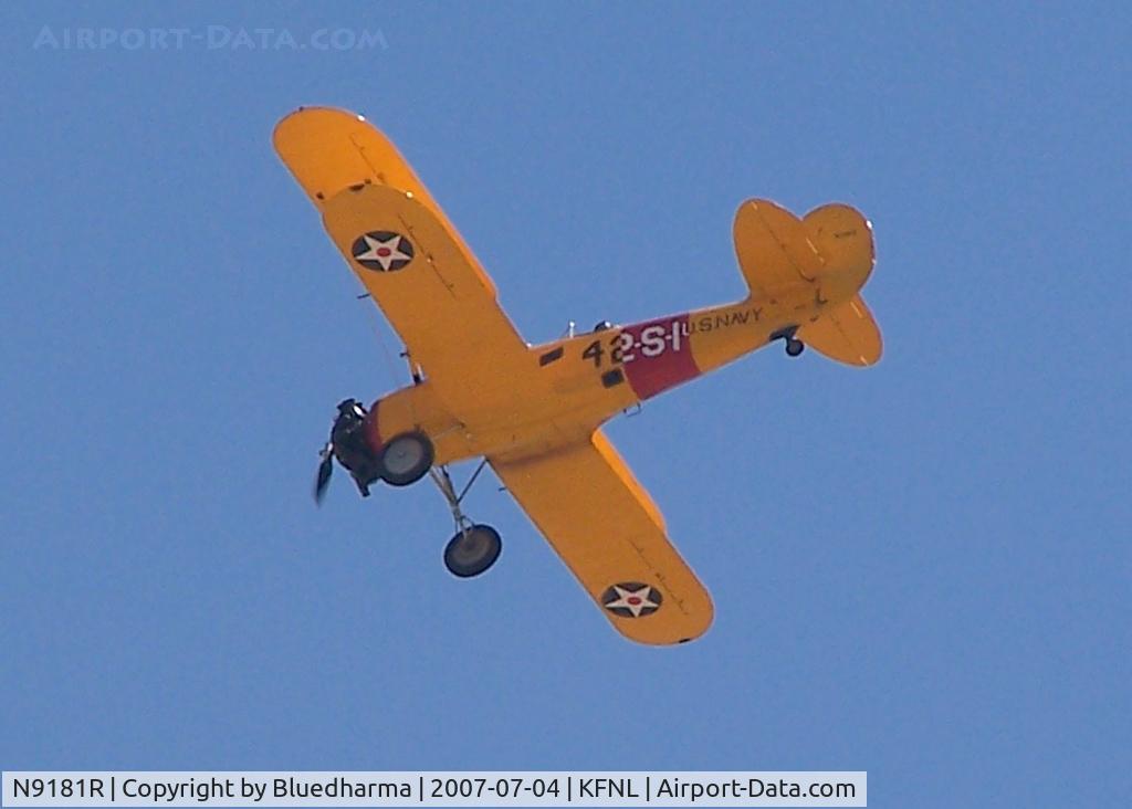 N9181R, 1942 Naval Aircraft Factory N3N-3 C/N 4363, In flight
