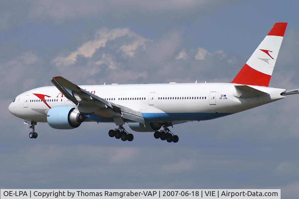 OE-LPA, 1997 Boeing 777-2Z9/ER C/N 28698, Austrian Airlines Boeing 777-200