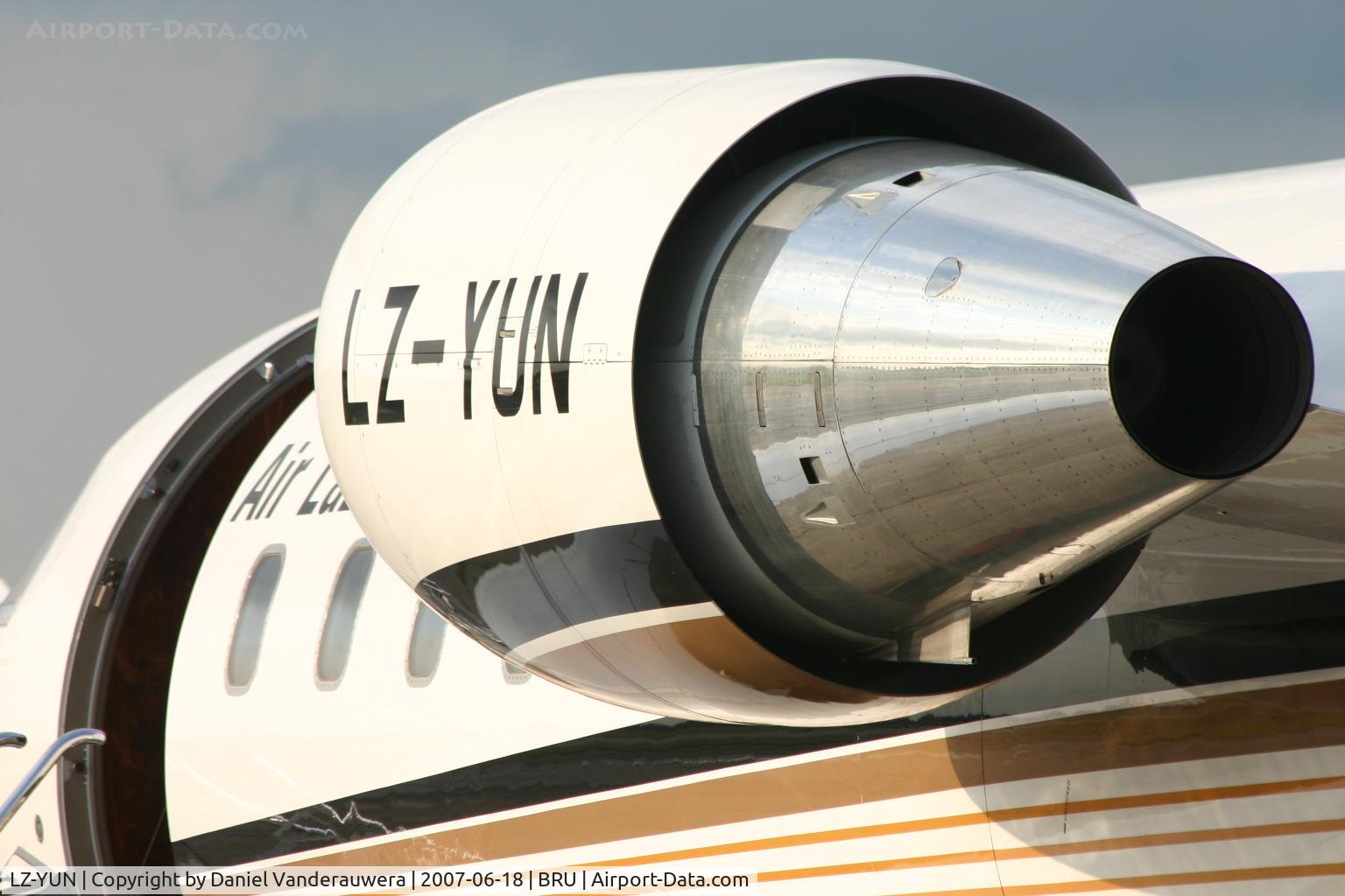 LZ-YUN, 2005 Bombardier Challenger 604 (CL-600-2B16) C/N 5508, amazing view