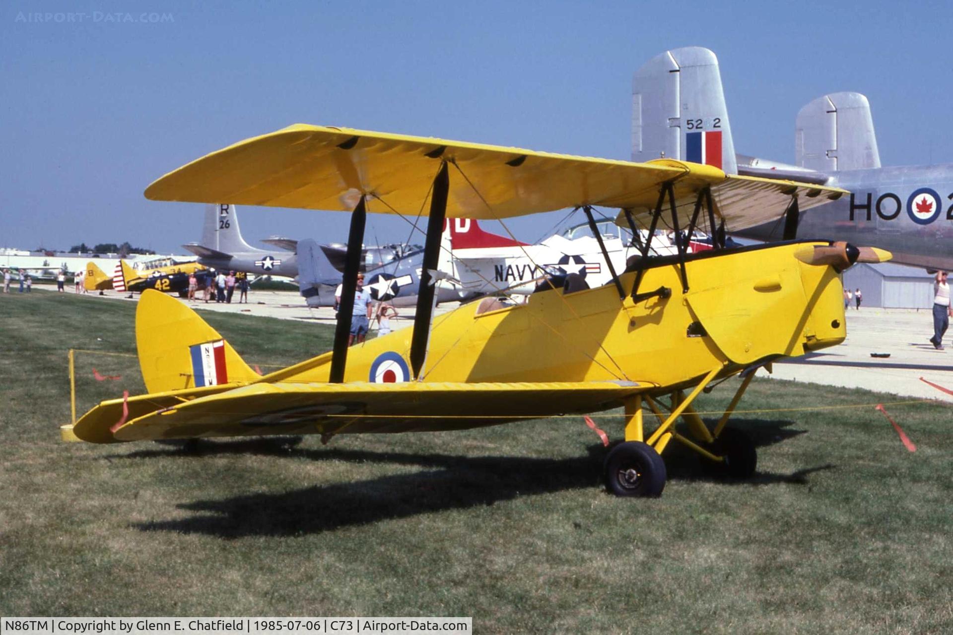 N86TM, 1938 De Havilland DH-82A Tiger Moth II C/N 86611, Air show day