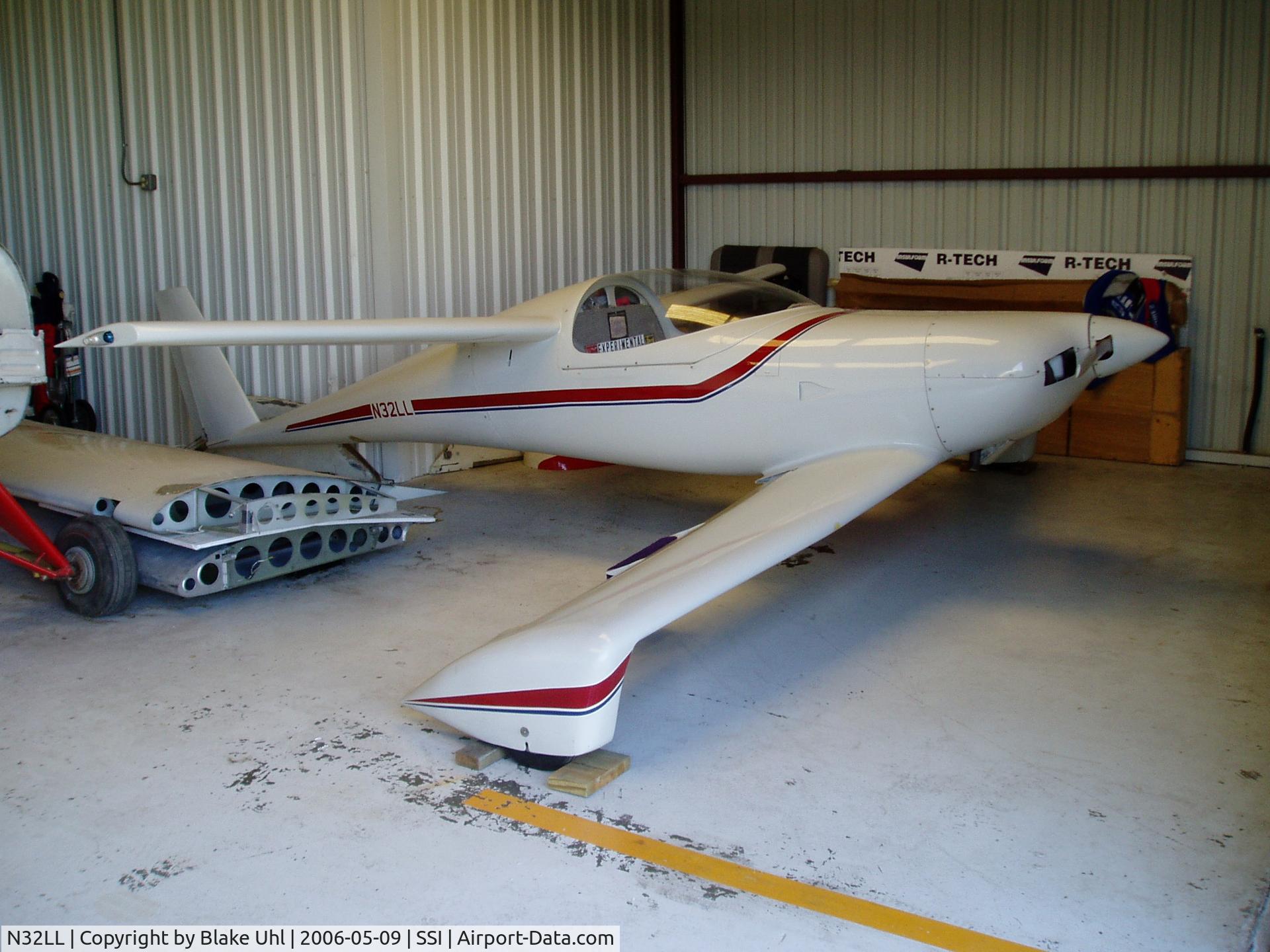 N32LL, 1982 QAC Quickie Q2 C/N 2016, Quickie Q2