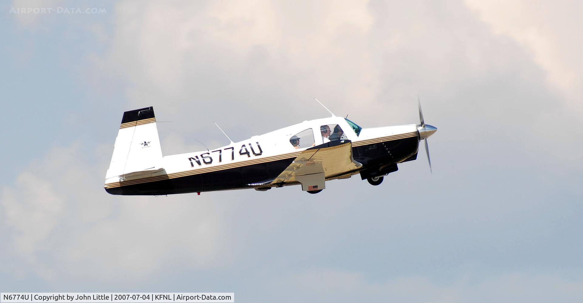 N6774U, 1963 Mooney M20C Ranger C/N 2496, Take-Off Ft Collins/Loveland Airport