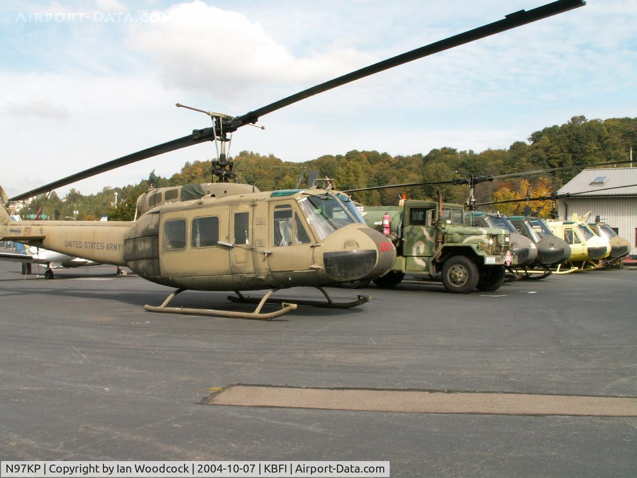 N97KP, 1967 Bell UH-1H Iroquois C/N 9495, Bell UH-1H/Boeing Field,Seattle (still marked 67-17297)