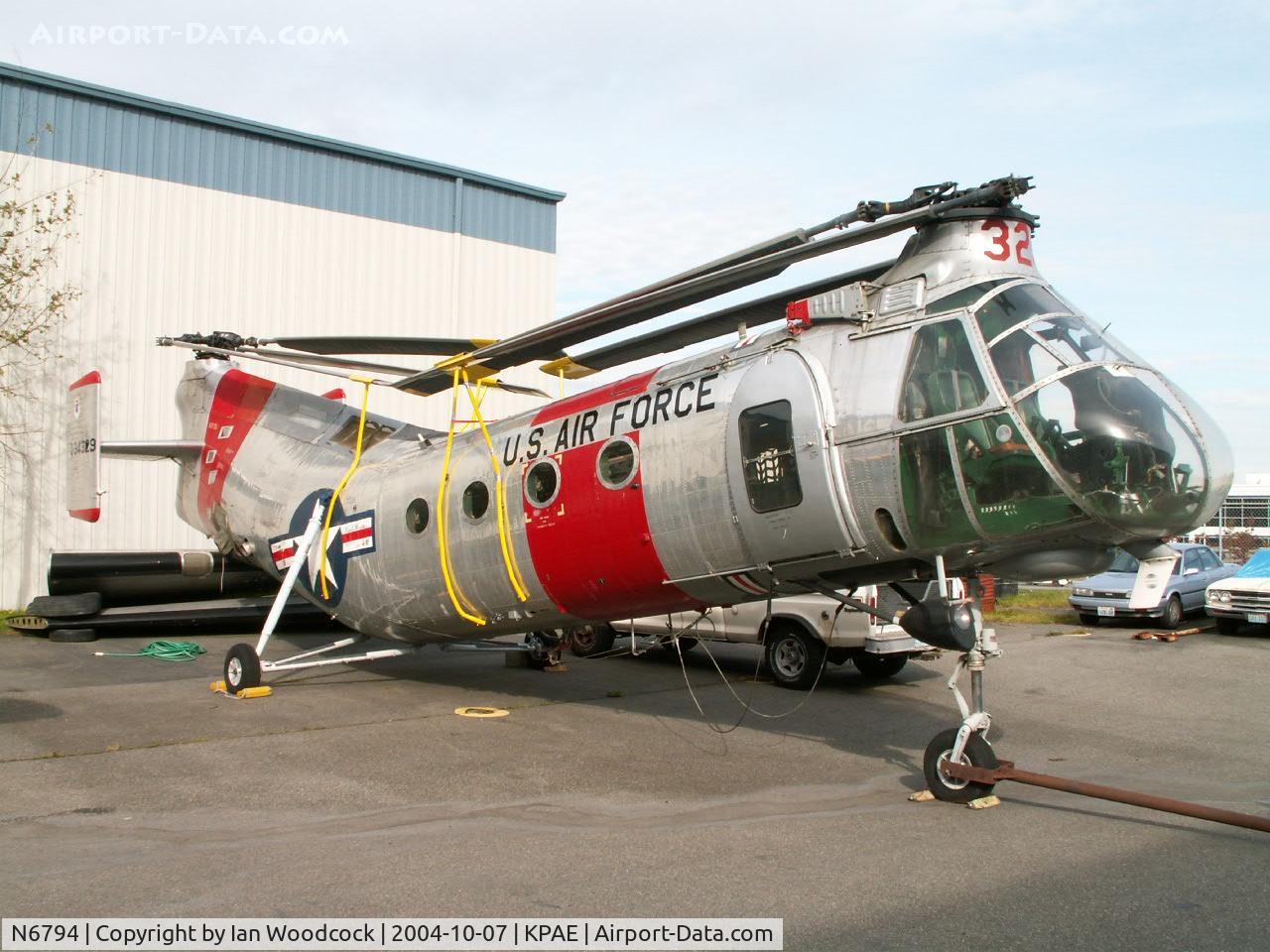 N6794, Vertol H-21B Workhorse (PV-22) C/N B.79, Piasecki CH-21B/Everett-Paine Field Washington (marked 34329)