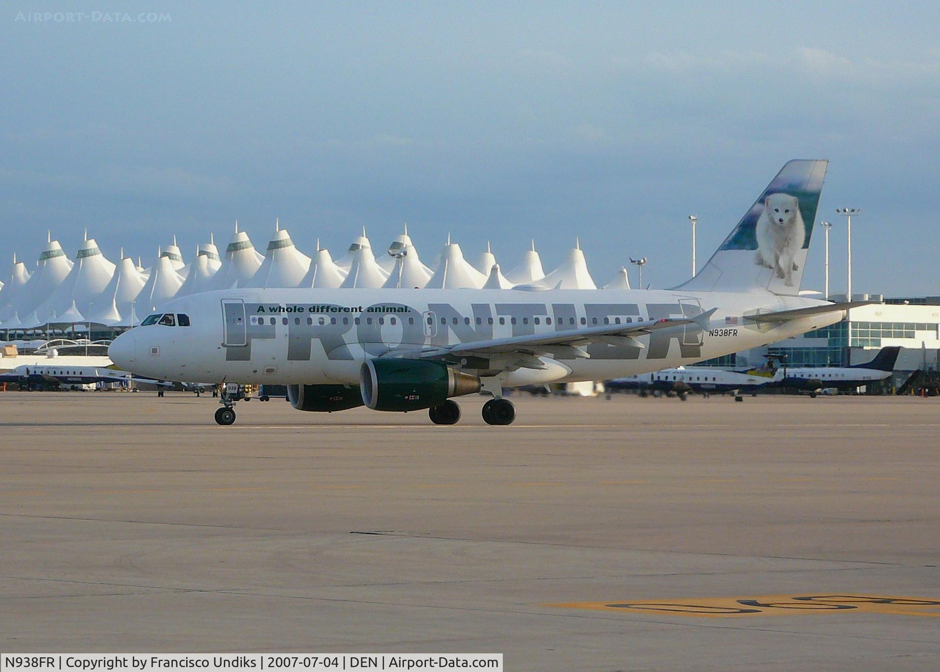 N938FR, 2005 Airbus A319-111 C/N 2406, Misty the Arctic Fox.