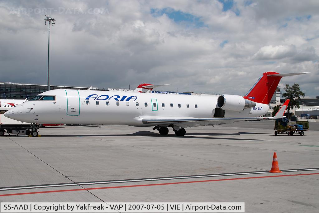 S5-AAD, 1997 Canadair CRJ-200LR (CL-600-2B19) C/N 7166, Adria Airways Regionaljet