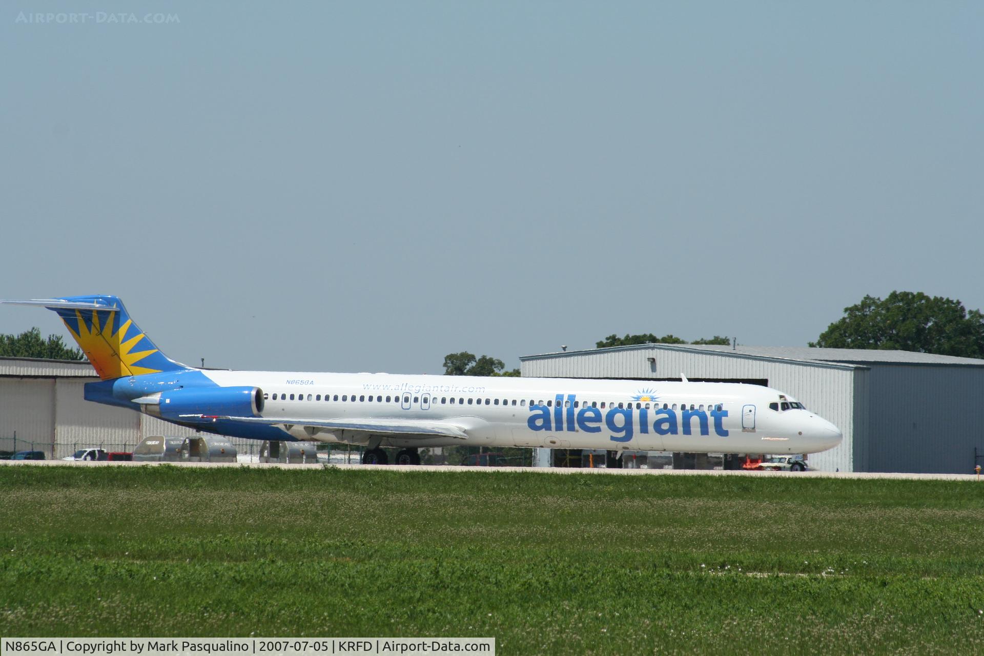 N865GA, 1990 McDonnell Douglas MD-83 (DC-9-83) C/N 49998, MD-83