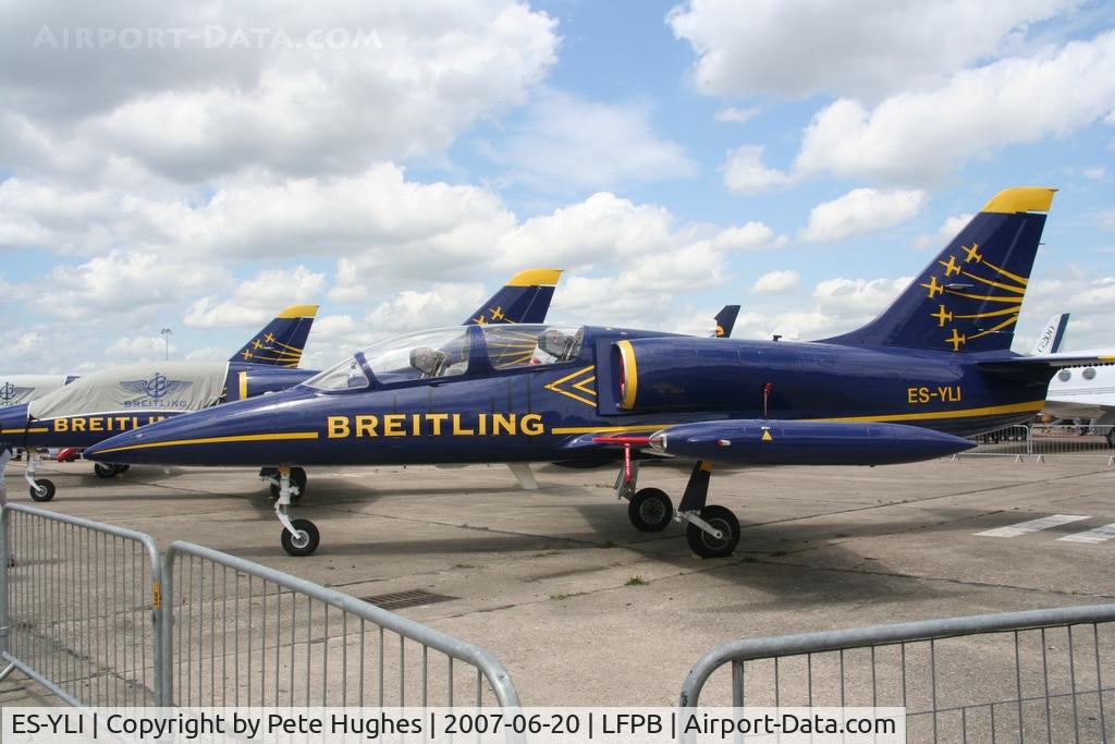 ES-YLI, Aero L-39 Albatros C/N 691876, ES-YLI LET-39 at Paris