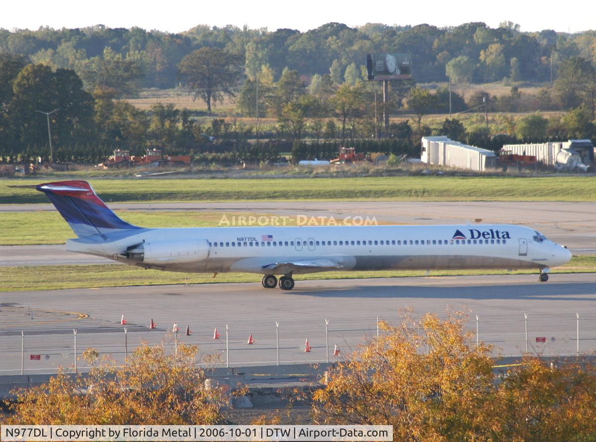 N977DL, 1991 McDonnell Douglas MD-88 C/N 53258, Delta