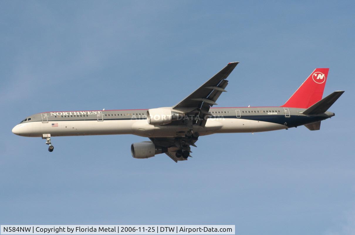 N584NW, 2002 Boeing 757-351 C/N 32984, Northwest