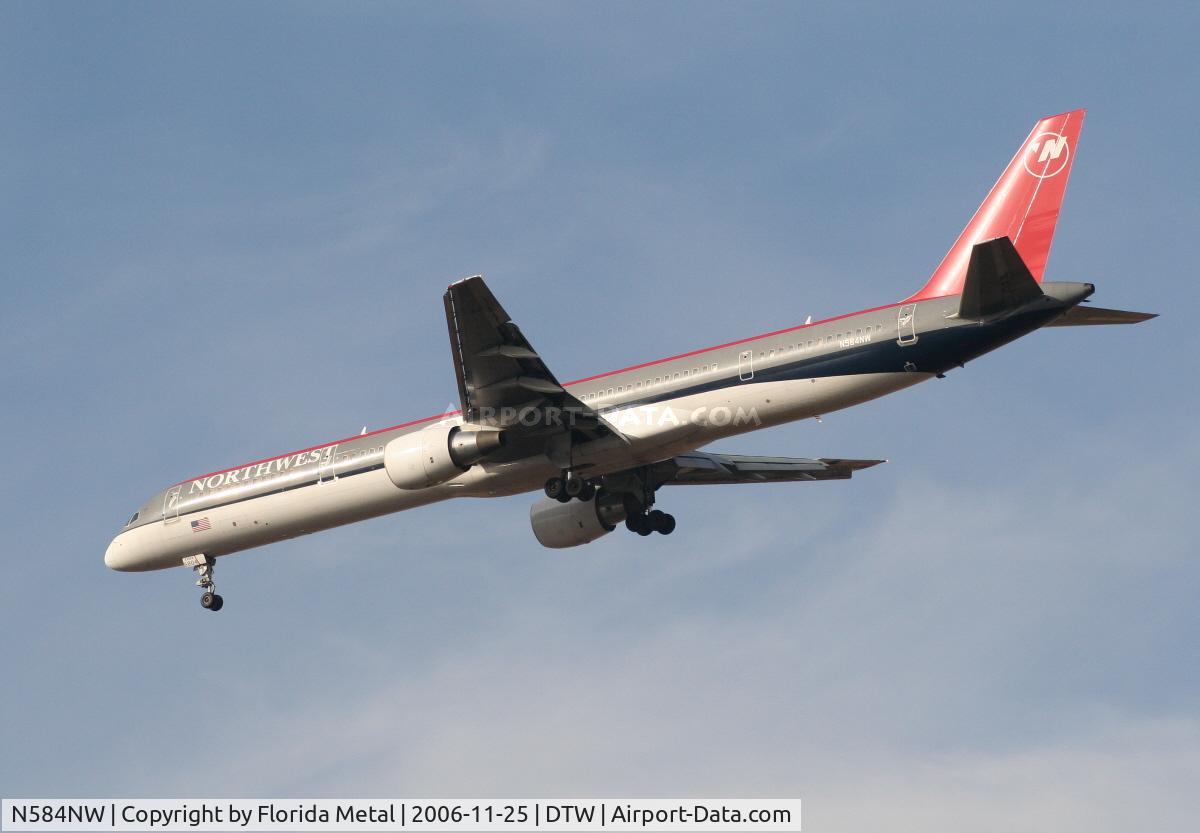 N584NW, 2002 Boeing 757-351 C/N 32984, Northwest
