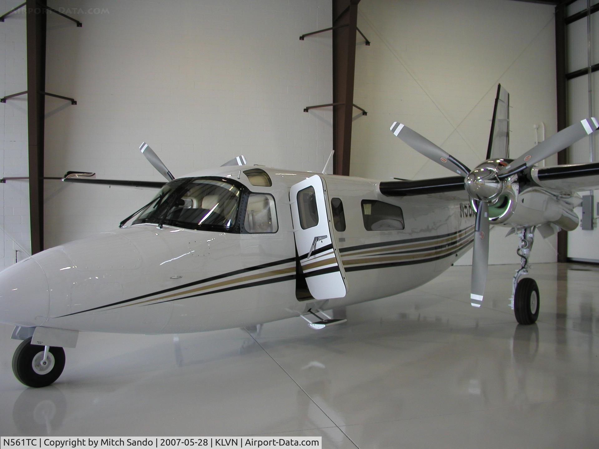 N561TC, 1975 Rockwell 690A Turbo Commander Turbo Commander C/N 11315, Parked in the new FBO hangar at Airlake.