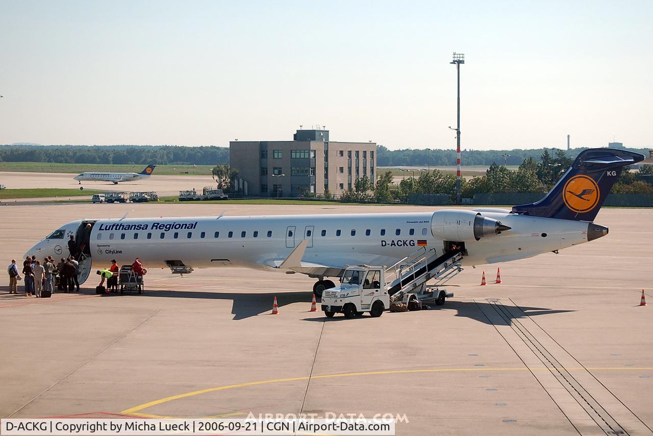 D-ACKG, 2006 Bombardier CRJ-900LR (CL-600-2D24) C/N 15084, Getting ready for the next flight
