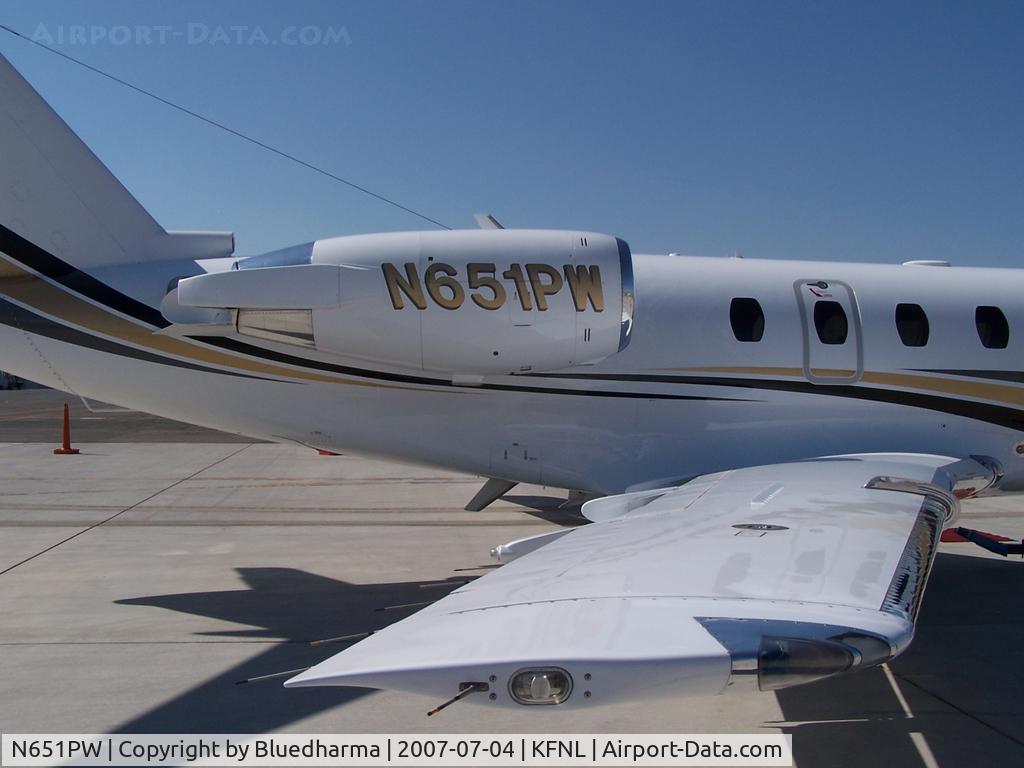 N651PW, 1985 Cessna 650 C/N 650-0090, Wing View