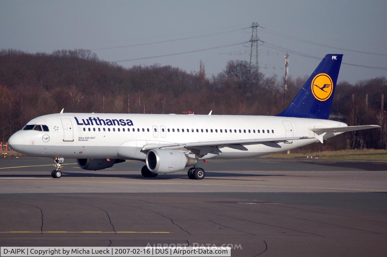 D-AIPK, 1989 Airbus A320-211 C/N 0093, Ready for take-off