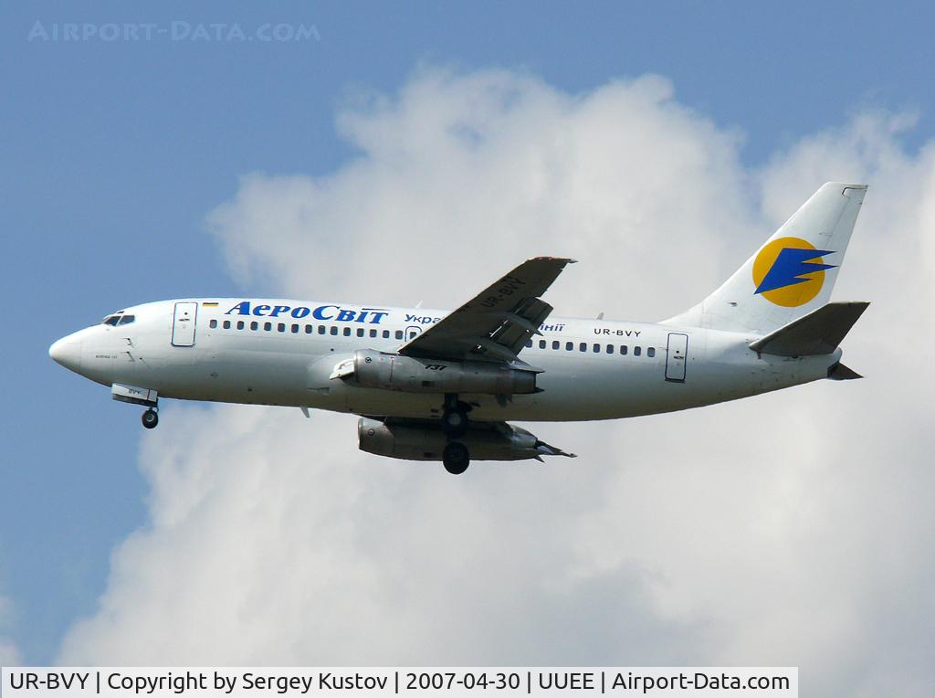 UR-BVY, 1982 Boeing 737-2Q8 C/N 22760/852, This bird is 1 year older than me!