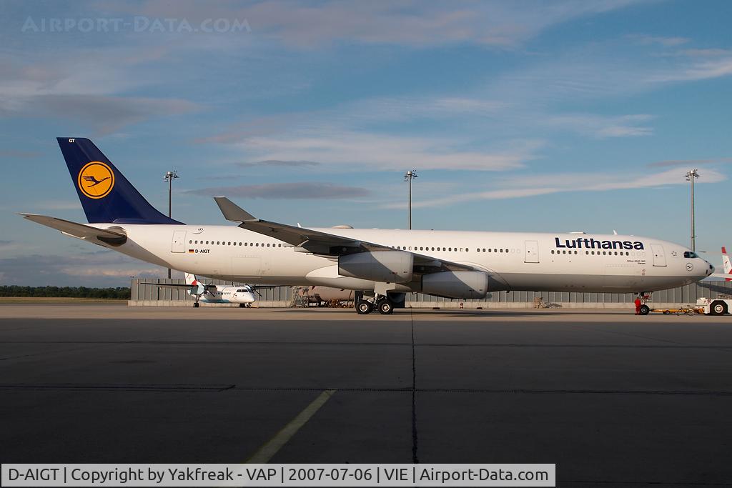 D-AIGT, 1999 Airbus A340-313 C/N 304, Lufthansa Airbus 340-300