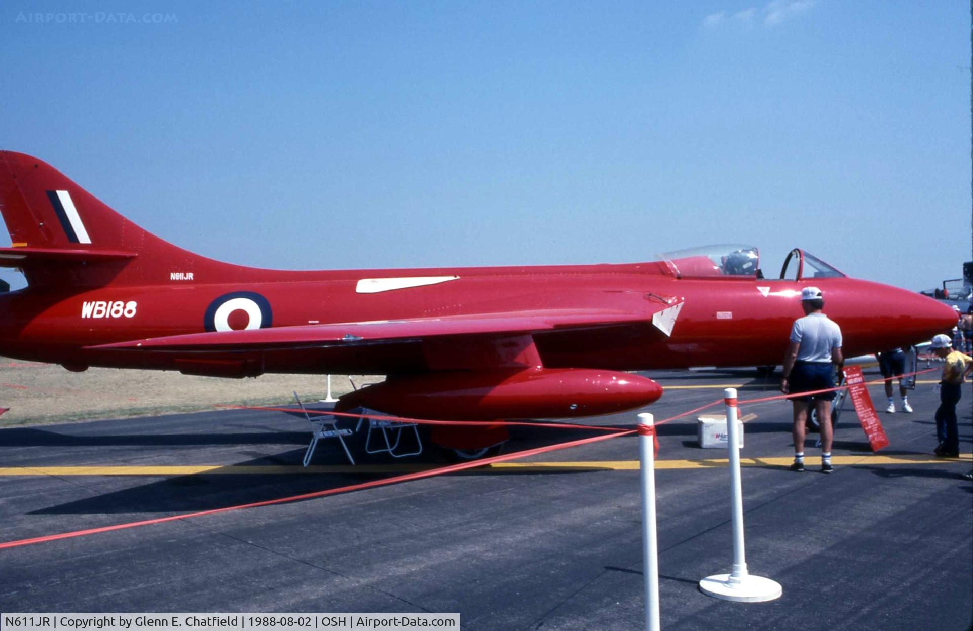 N611JR, 1956 Hawker Hunter F.51 C/N 41H/680277, At the EAA Fly In