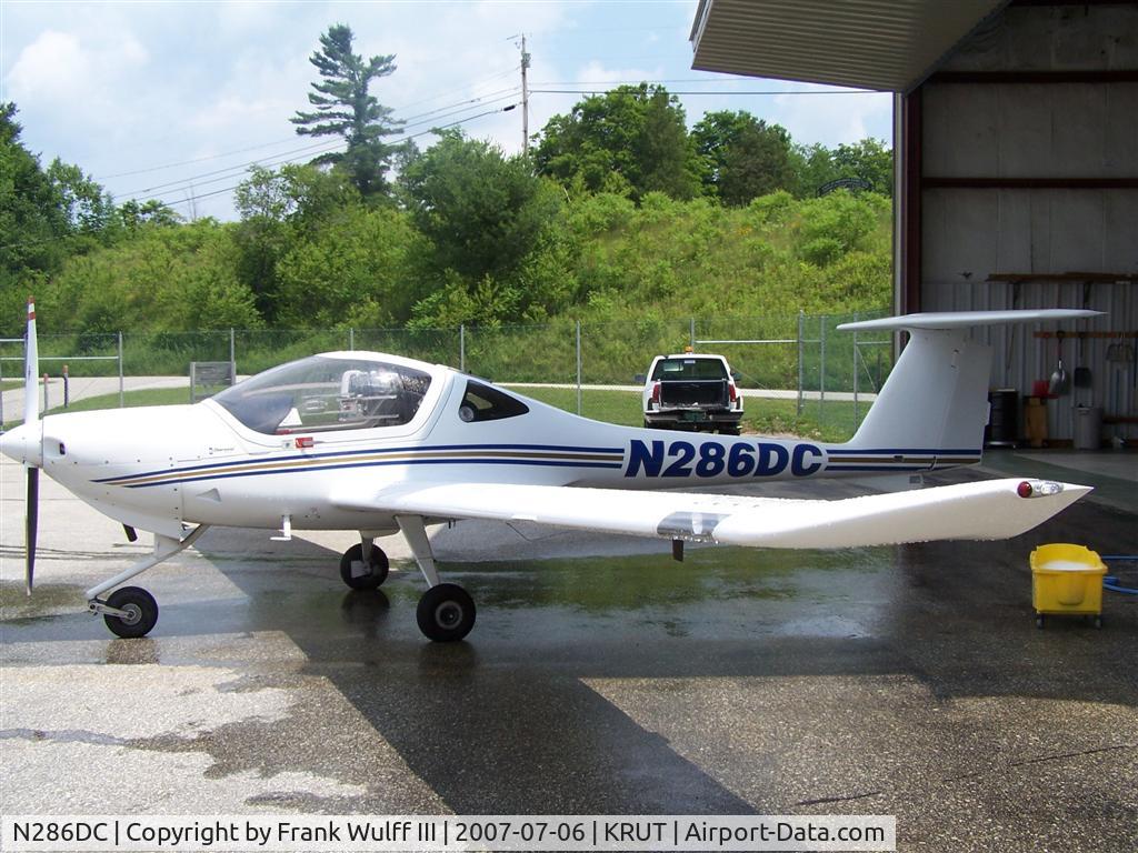 N286DC, 2002 Diamond DA-20C-1 Eclipse C/N C0186, Taken after a wash and before a severe thunderstorm.