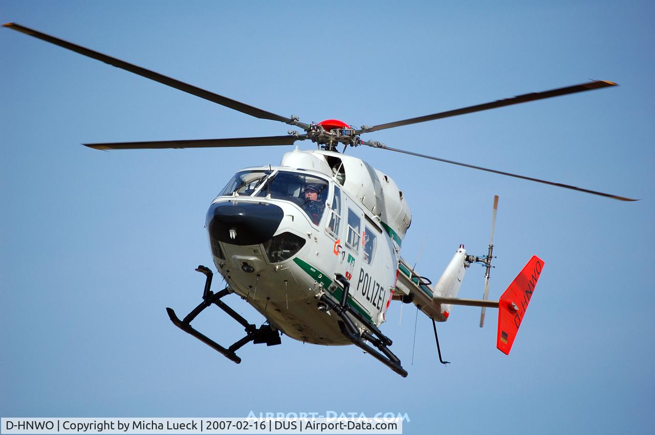 D-HNWO, 2004 Eurocopter-Kawasaki BK-117C-1 C/N 7552, At Düsseldorf airport