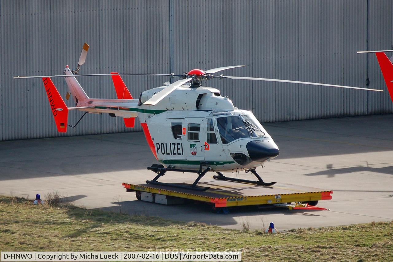 D-HNWO, 2004 Eurocopter-Kawasaki BK-117C-1 C/N 7552, At base