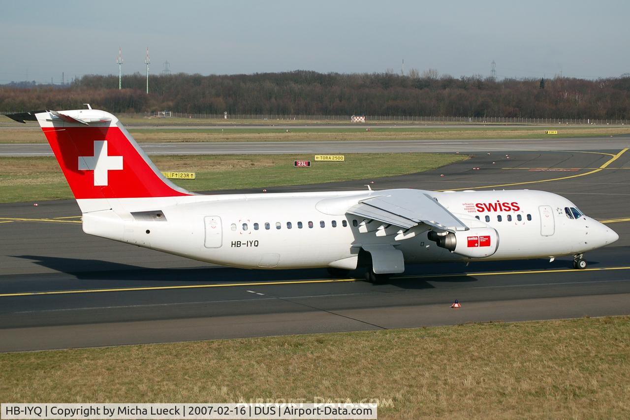 HB-IYQ, 2001 British Aerospace Avro 146-RJ100 C/N E3384, Taxiing to the runway