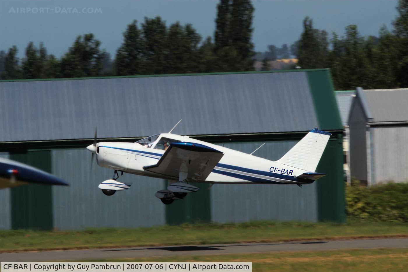 CF-BAR, 1967 Piper PA-28-140 C/N 28-23242, Rotate
