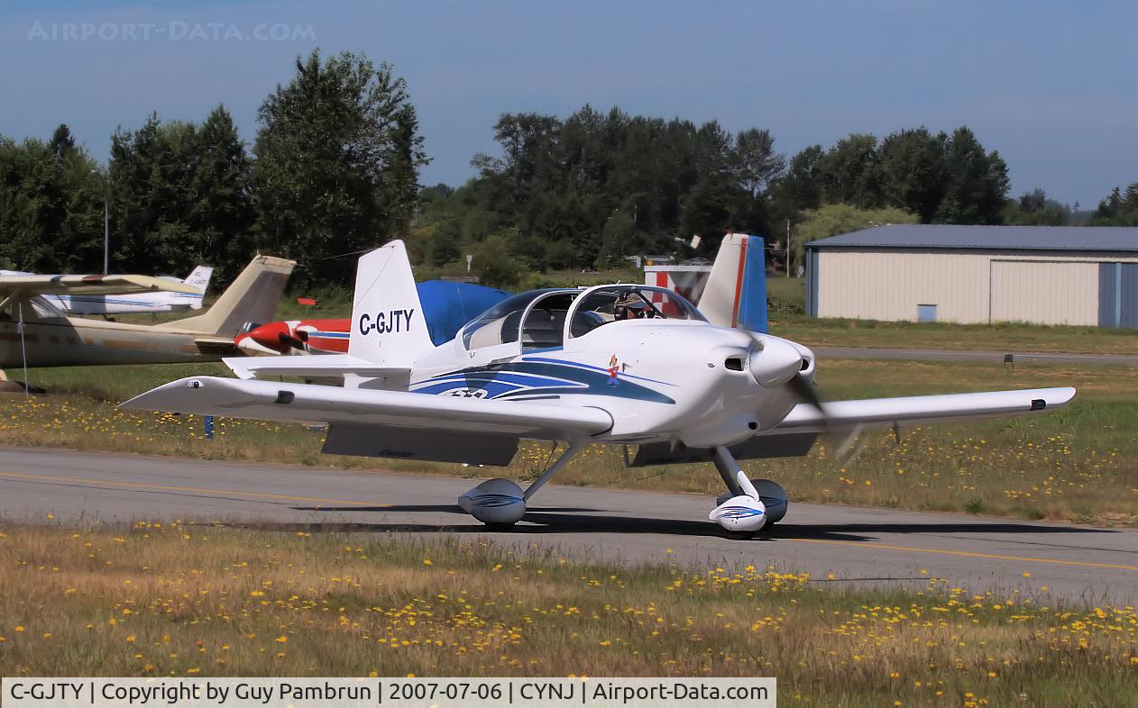 C-GJTY, 2002 Vans RV-6A C/N 24590, Heading for a parking spot