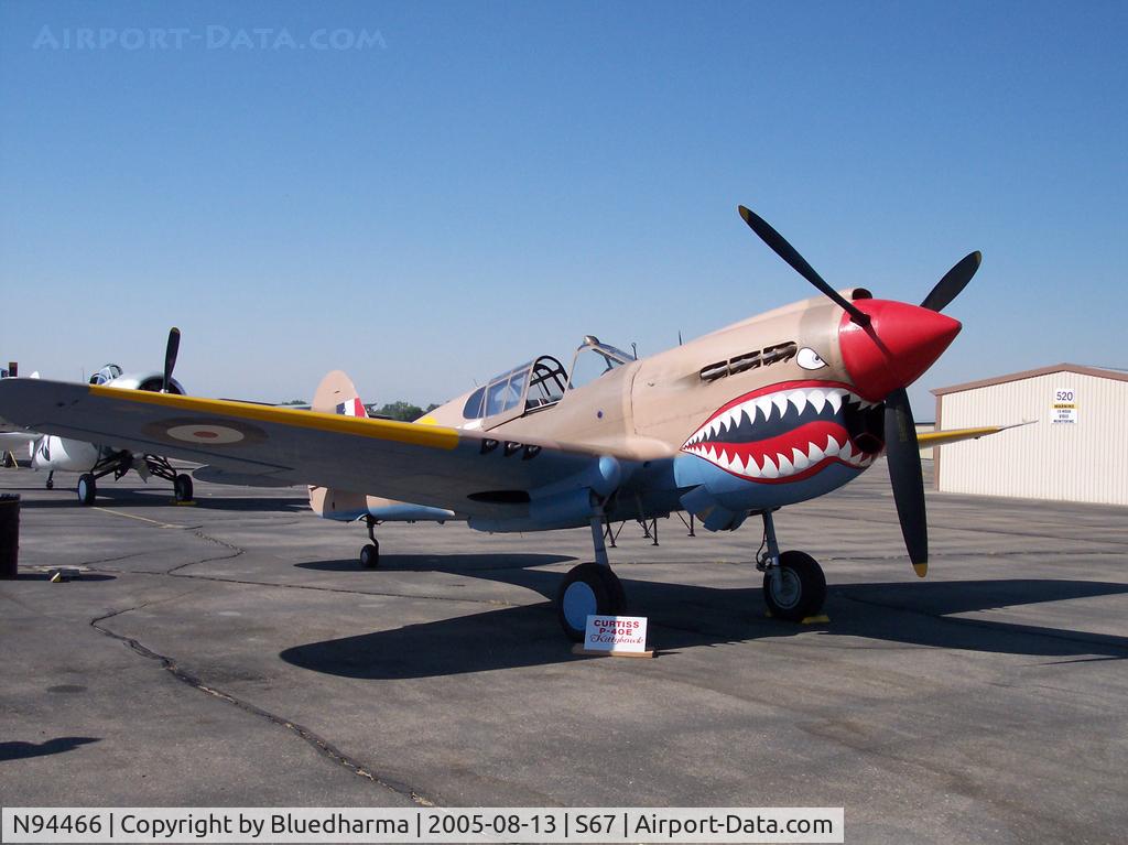 N94466, 1942 Curtiss P-40E C/N AK-899, Starboard Front Display