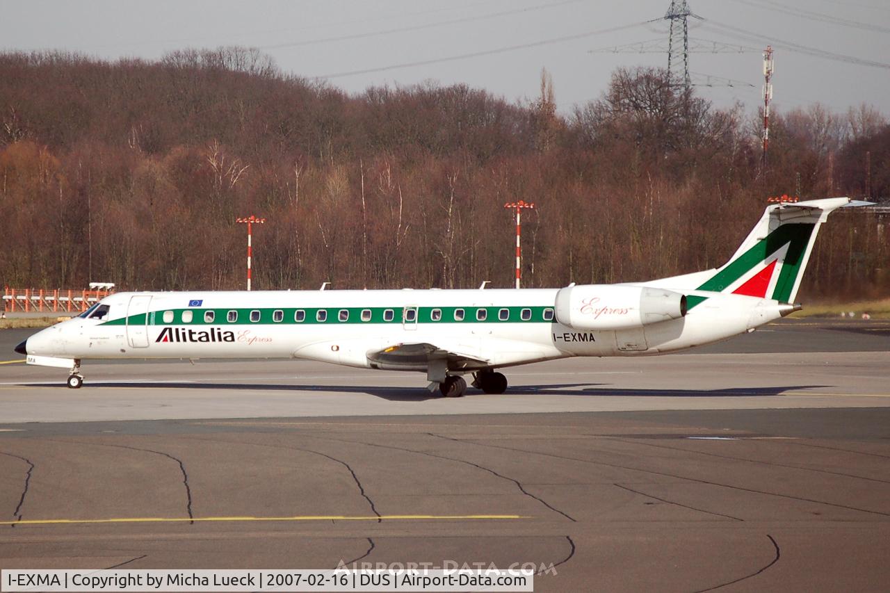I-EXMA, 2000 Embraer ERJ-145LR (EMB-145LR) C/N 145250, Turning on the the runway for take off