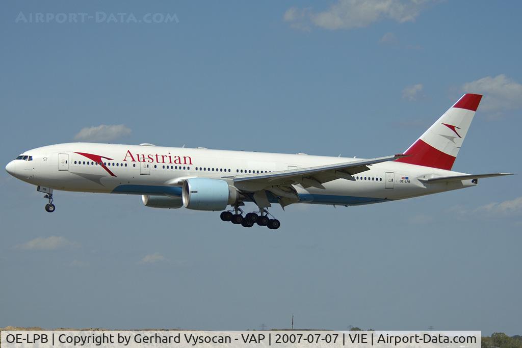 OE-LPB, 1998 Boeing 777-2Z9/ER C/N 28699, arriving from Narita